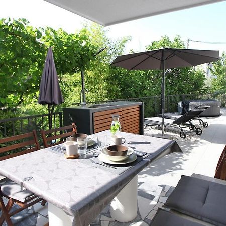 Modern Apartment Parenzana Izma Порторож Екстер'єр фото