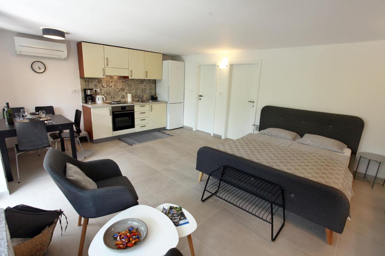 Modern Apartment Parenzana Izma Порторож Екстер'єр фото