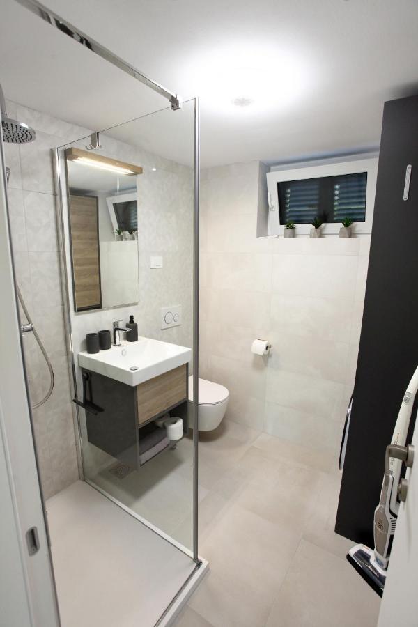 Modern Apartment Parenzana Izma Порторож Екстер'єр фото